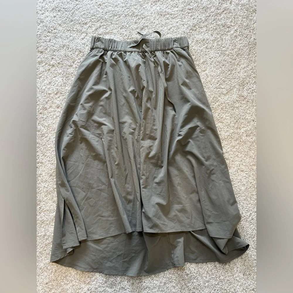 Lululemon Time to Flounce Skirt - Size 6